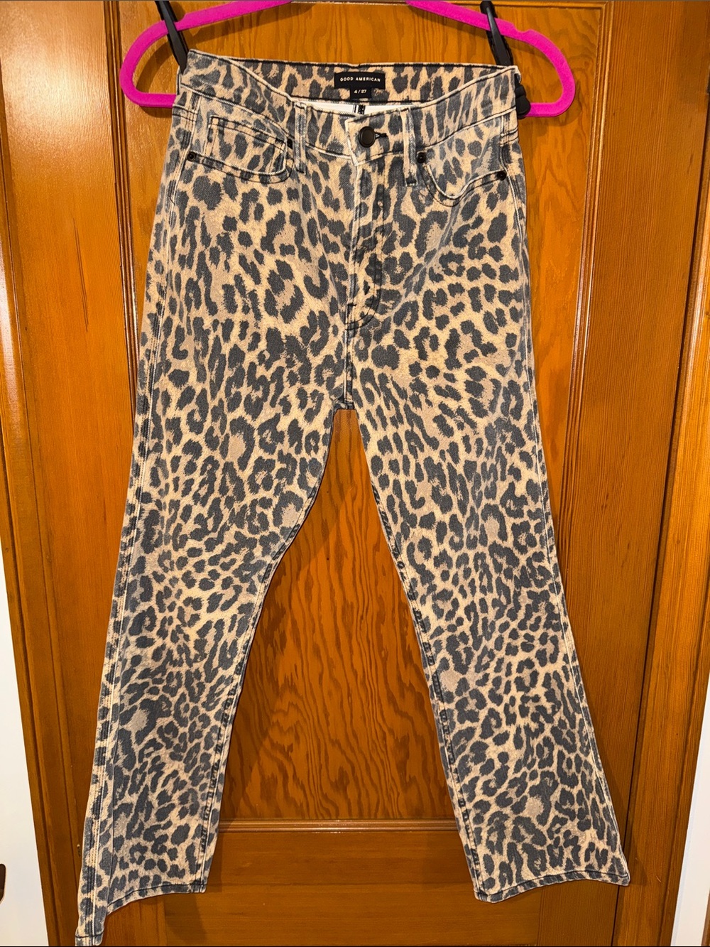 Good American Good Kick Flare Leopard Jeans - Picture 6 of 7